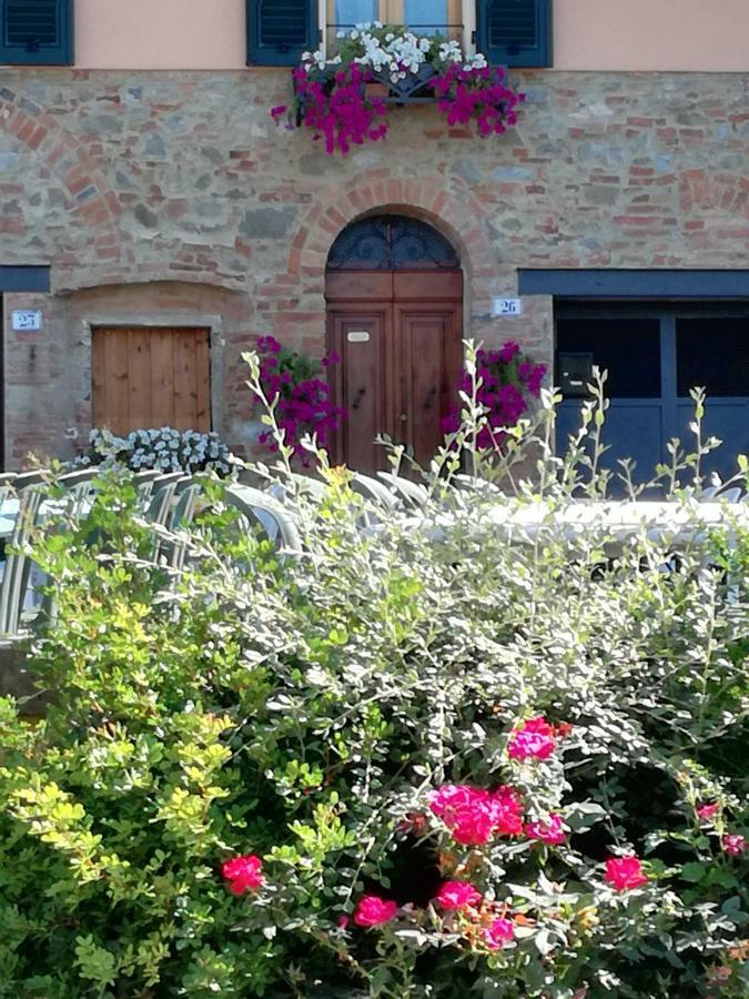 Terricciola Tuscany Life מראה חיצוני תמונה