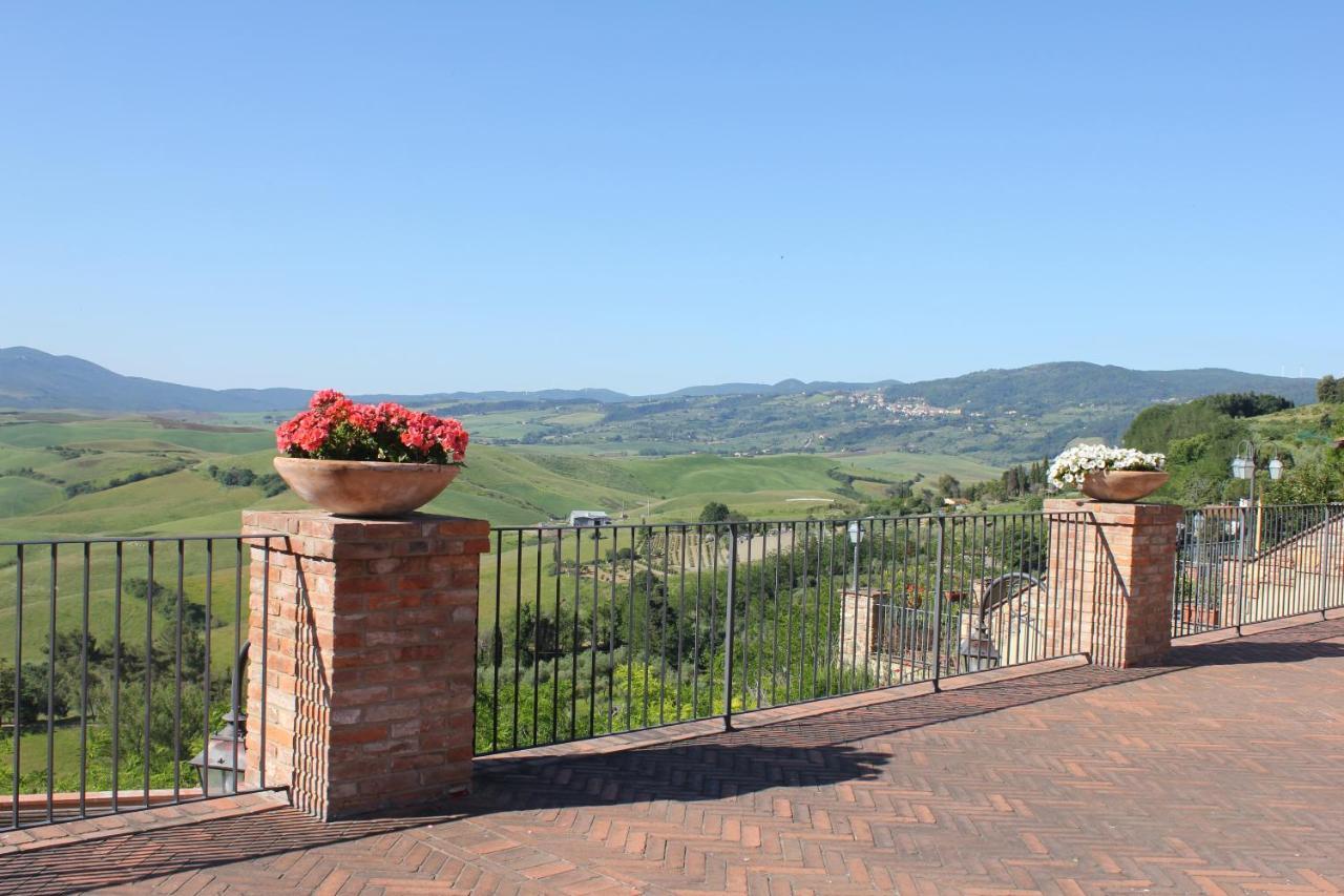 Terricciola Tuscany Life מראה חיצוני תמונה